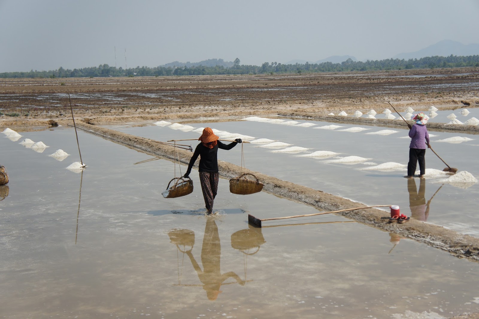 attraction-Salt Manufacturing Kep.jpg